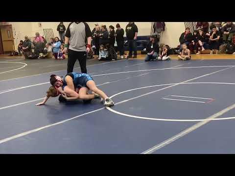 Video of Daisey’s match from the Folkstyle invitational.
