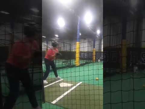 Video of Jalynn Colon batting 45mph softballs