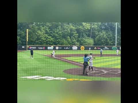 Video of Dynamic Tourney @ App State  (.571 BA, .700 OBP, 12 R, 8 SB, 5 RBIs, pitched complete game)