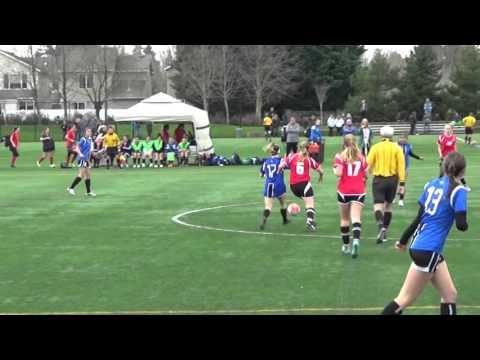 Video of Maizie Gallegos #17 Portland Showcase Highlights. White jersey top and Dark Blue jersey top 