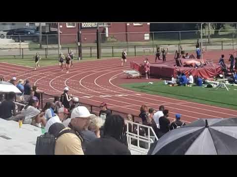 Video of Carly Borst- 400m Regional Champ, Des Moines, IA