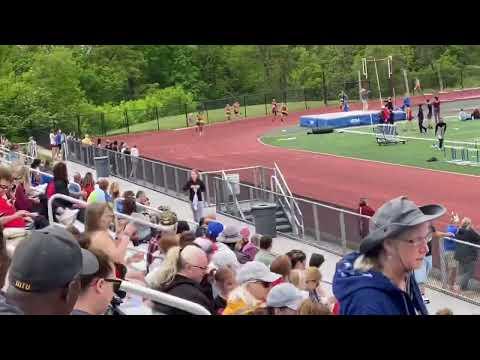 Video of Tate 1st in 400 M 50.61
