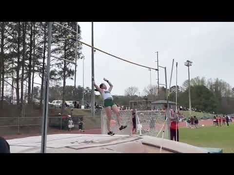 Video of Isabella (Bella) Hilleary Pole Vault Reel (2022 Season)