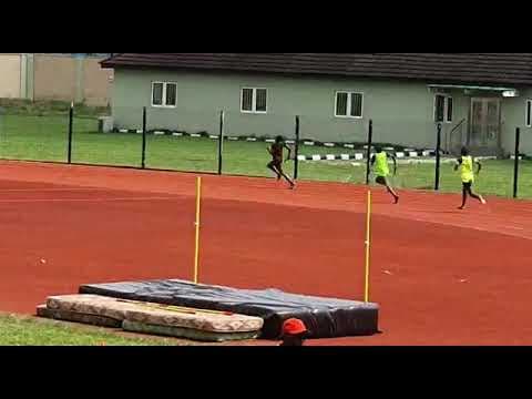 Video of 4x100m relay (anchor leg)