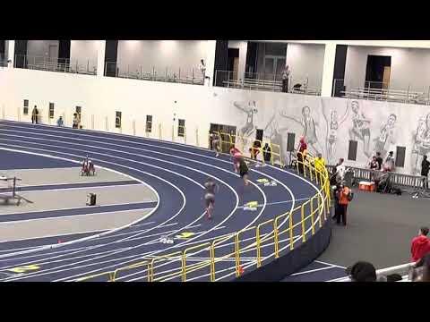 Video of Sanaa running a 200 meter at University of Michigan