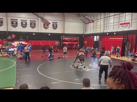 Video of 2023 North county Duals 190lbs Zach Richards