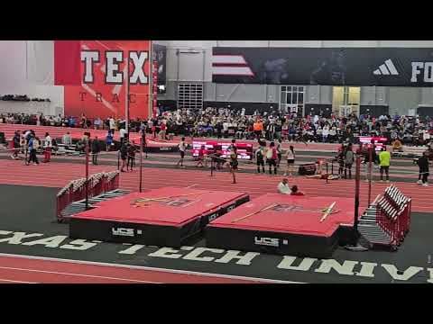 Video of 200M Lane 4 _ 25.45 Indoor Time