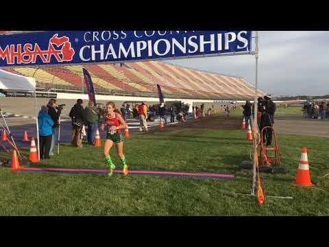 Video of 2017 MHSAA Division 4 girls cross country finish line video: Top 30