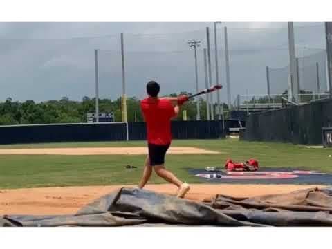 Video of Simon Binetti Left Practice Swings