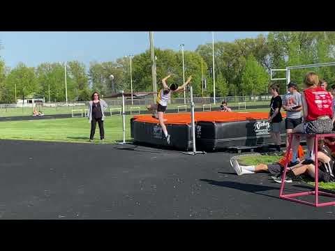 Video of 5’3” highjump