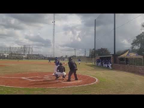 Video of Bunt play to advance the runner( Speed)