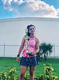 Isabella Borda Women's Tennis recruiting profile image