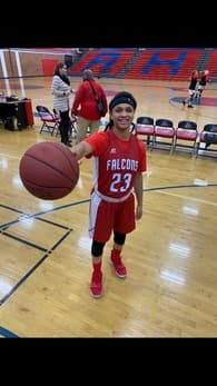 Sadie Lahti Women's Basketball recruiting profile image