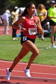 Daniella Henderson Women's Track recruiting profile image