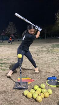 Zoe Valdez Softball recruiting profile image