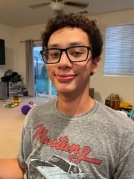 Natanael Vargas Men's Track recruiting profile image