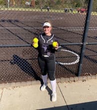 Emily Smith Softball recruiting profile image
