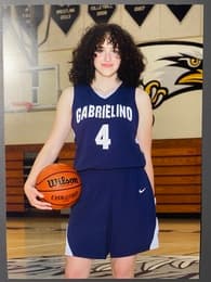 Maya Katz Women's Basketball recruiting profile image