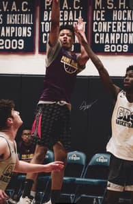 Kuron Wallace Men's Basketball recruiting profile image