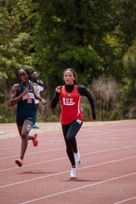 Sarah Head Women's Track recruiting profile image