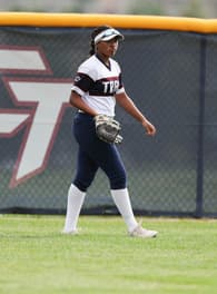 Chiara Pryor Softball recruiting profile image