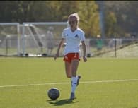 Vivian Real Women's Soccer recruiting profile image