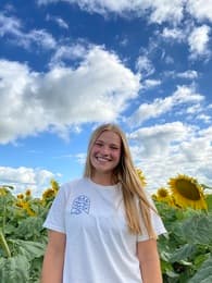 Ella Weippert Women's Track recruiting profile image