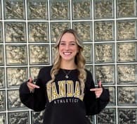 Rylie Moxham Women's Swimming recruiting profile image