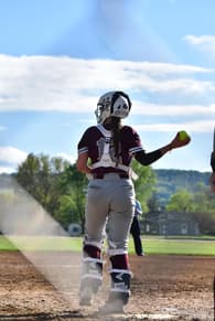 Savanna Born Softball recruiting profile image