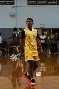 Santiago Oliveros Men's Basketball recruiting profile image