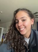 profile image for Isabela De Genaro