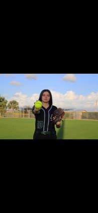 Destiny Boaz Softball recruiting profile image