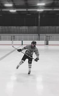 Gwendilyn Vaillancourt Women's Ice Hockey recruiting profile image