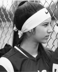 Yesenia DeLaRosa Softball recruiting profile image