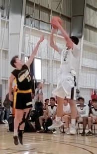 Noah Yang Men's Basketball recruiting profile image