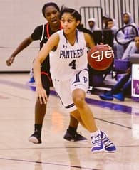 Tyra Robinson Women's Basketball recruiting profile image