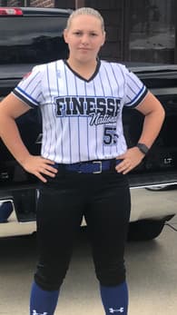 Mackenzie Noah Softball recruiting profile image