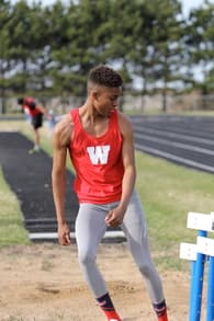 Alexander Idonije Men's Track recruiting profile image