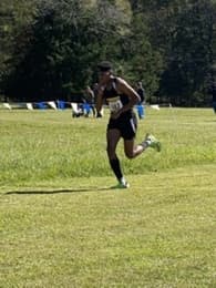 Donevan IngramLogan Men's Track recruiting profile image
