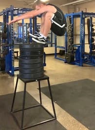 Noah Dunker Men's Track recruiting profile image