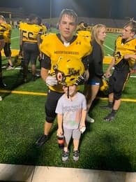 Hunter Leigh Football recruiting profile image