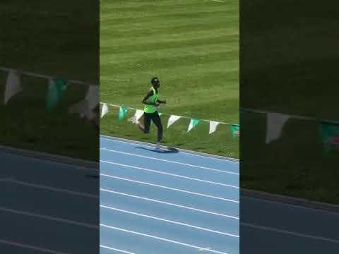 Video of 2:01 800m at Ichan Stadium