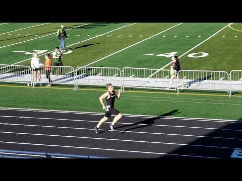 Video of Hunter Braseth 400m 3/15/19 Lane 3 Time: 52.9