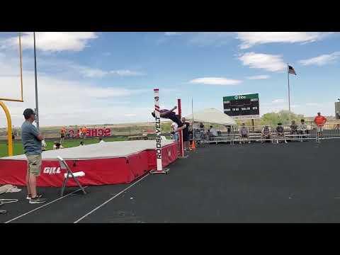 Video of 2022 outdoor track and field high jump video pt:2/4