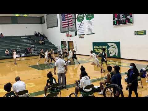 Video of 31 points in W (83-77) Newman Smith vs Crandall