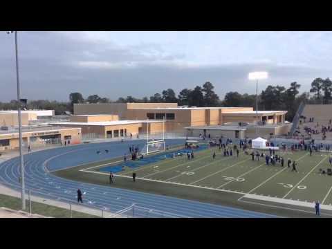 Video of Soph year at CE King 4x400m Relay (1st Leg)