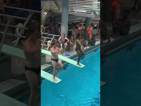 Video of Pax 2 Place 1M Synchro