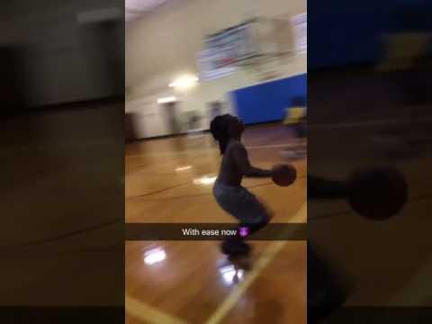 Video of Dunking with ease 