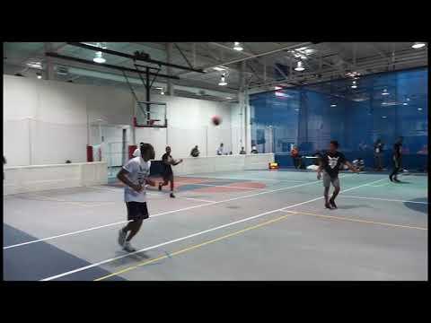 Video of Darryl Rouse Jr( DJ) #62 - 6'0 SG PG Class of 2018 - Chicago 