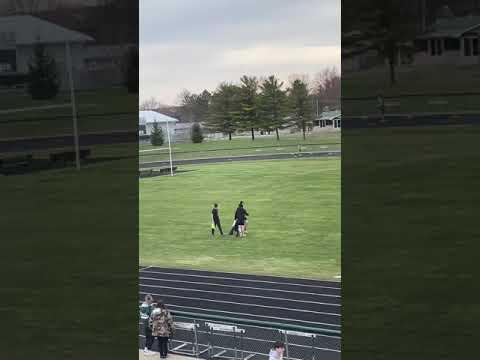 Video of 53.03 first 400 dash off injury (lane 4 with the hat)
